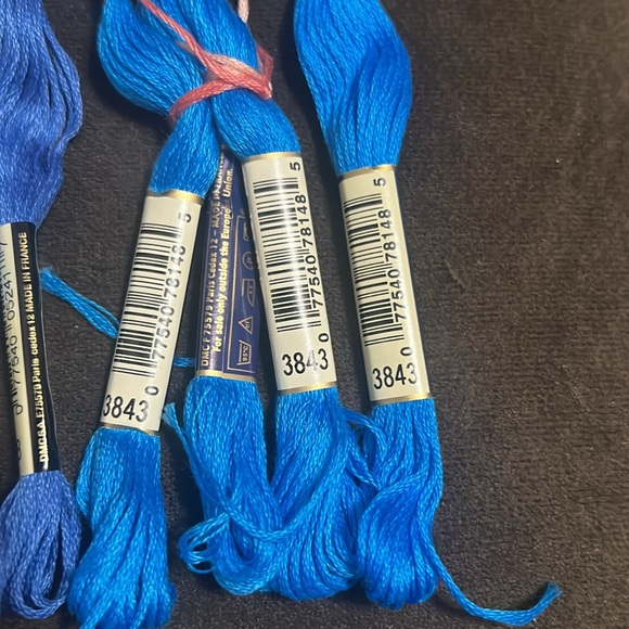 COPY - DMC Embroidery Floss-50 Skeins piece 8.7 yd each 100% Cotton 8 Meters ea… - Picture 5 of 7